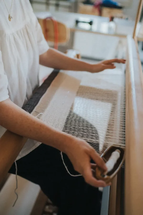 telaio in legno particolare di tessitura